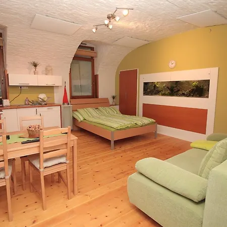 Apartment Szent Istvan - Green *