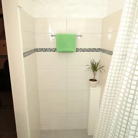 Apartment Szent Istvan - Green